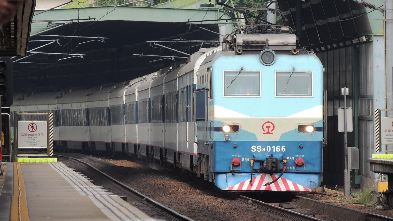 五菱燃油觀光車最新款，現代都市便捷與舒適的探索之旅